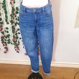 American Eagle,10 reg. Next level stretch jegging